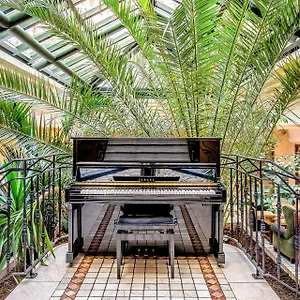 Beaumarchais **** Paris